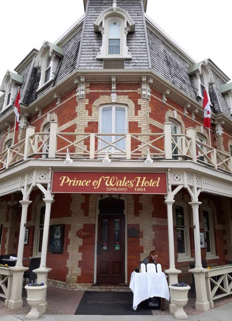 outside entrance of the Prince of Wales Hotel