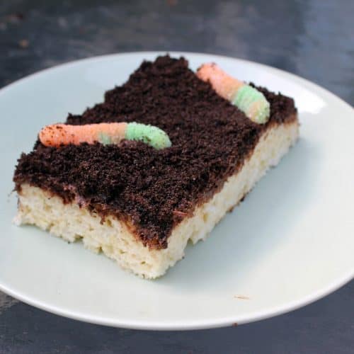 a single bar of dirt cake rice krispie treats