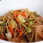 bowl of shrimp lo mein