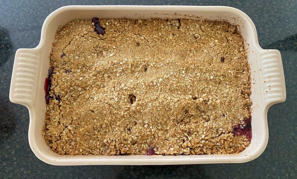 baked cherry berry crisp